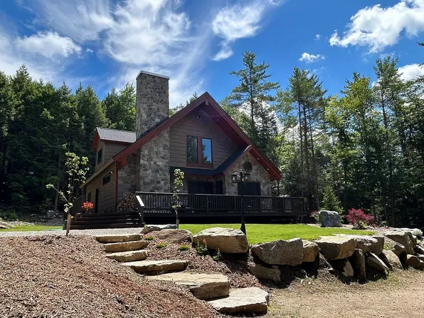 1179 Lake Ave, Lake Luzerne, NY 12846