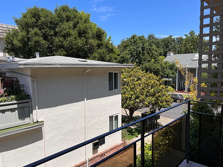 36 Duane St — Photo 27