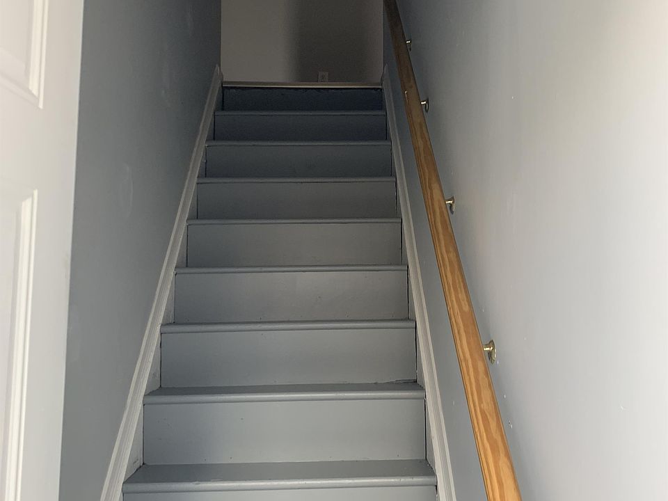 331 1/2 Porter Ave, Martinsburg, WV 25401 Zillow