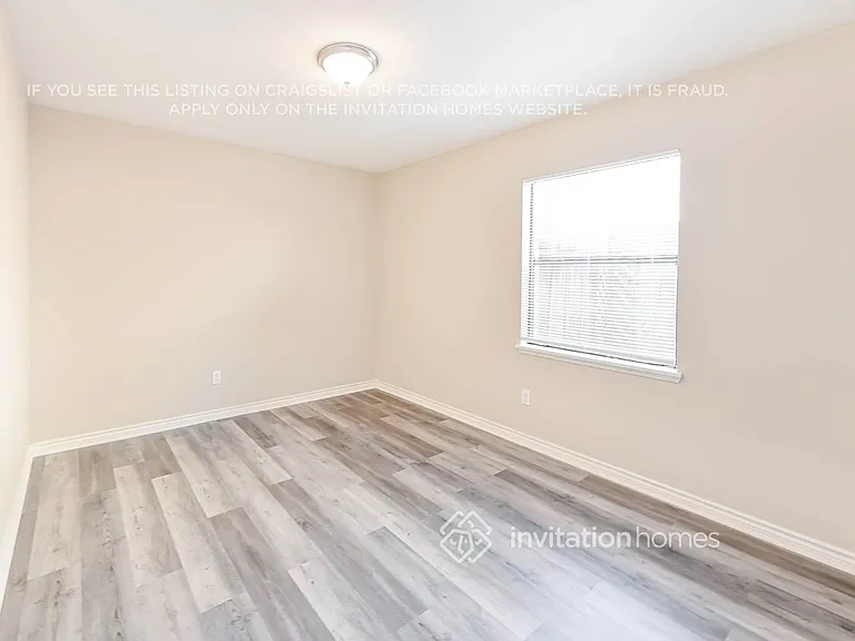 22710 Melham Ln — Photo 12