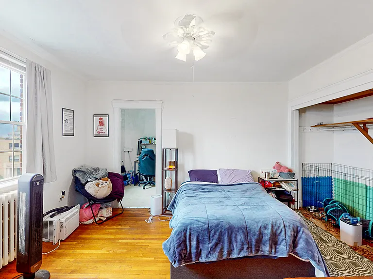 15 Governors Ave #22 — Photo 2