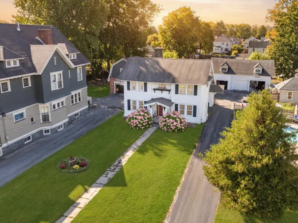 33 Kingsboro Avenue, Gloversville, NY 12078