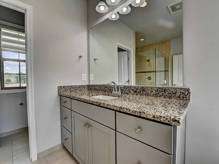 42055 Darlene Pl — Photo 16