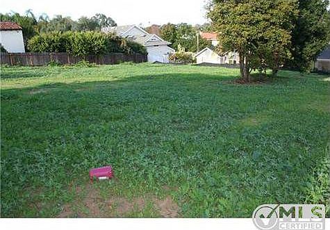 2nd image of 3330 Highland Dr