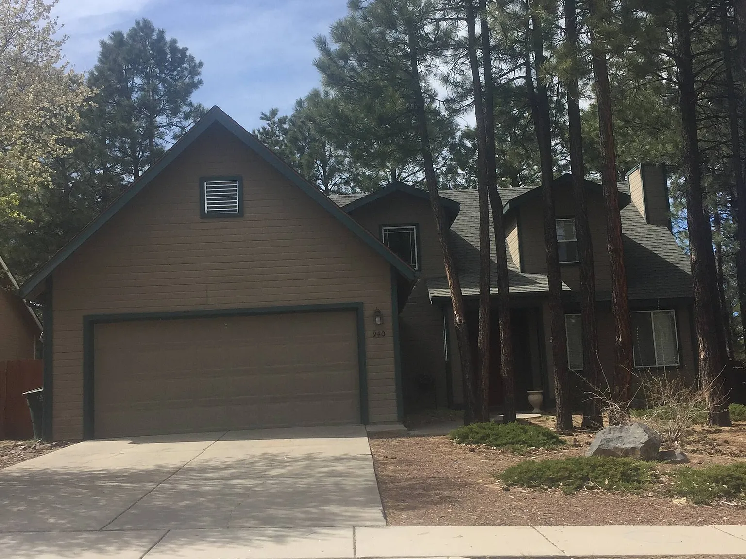 4 bed, 1988 sqft, $950 — Photo 2
