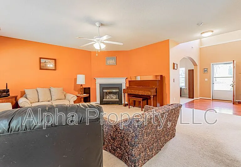 8 Reid Valley Ct — Photo 7
