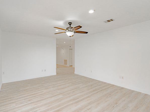 2012 Cotton St