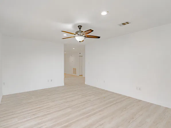 2012 Cotton St, Jonesboro, AR 72401