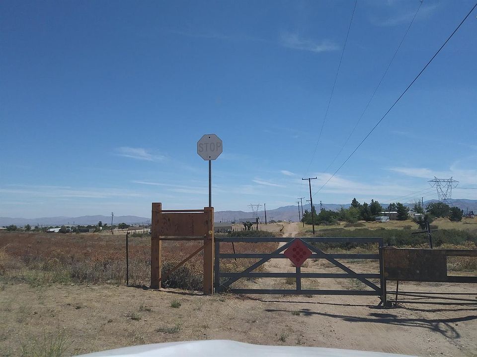 2nd image of Medlow Ave