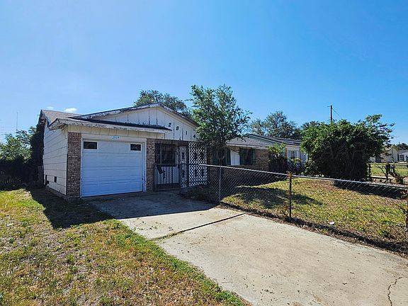 2nd image of 2914 Angelus Dr