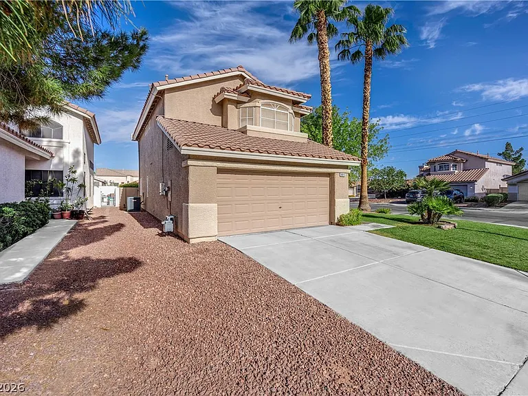 8915 Sandy Slate Way — Photo 2