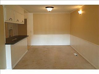 3rd image of 1113 N McKinley Ave
