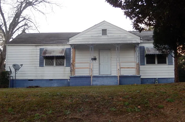 3818 Mathis St photo 1