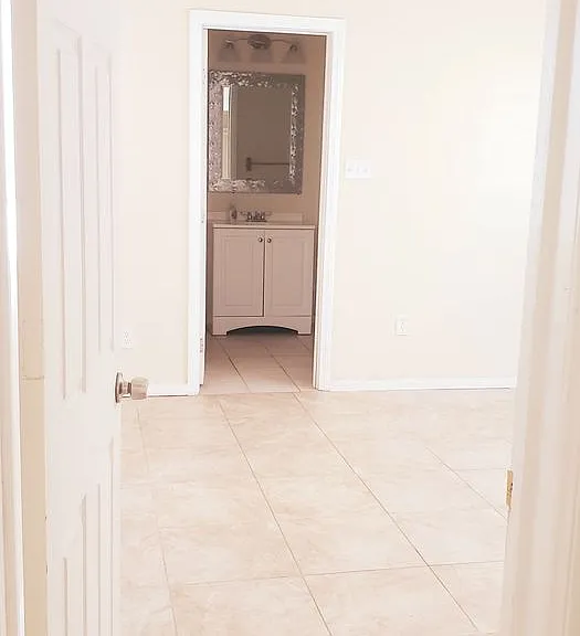 7610 Valley Vis — Photo 10