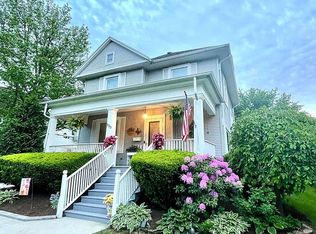 803 E Washington St, Hoopeston, IL 60942