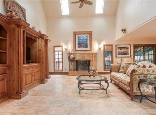 26 Heritage Hill Rd, Norwalk, CT 06851