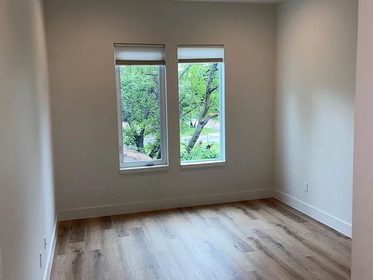 3525 Rutz St — Photo 22