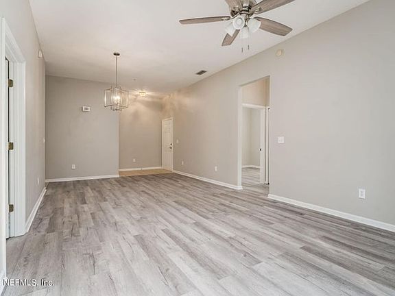 4th image of 7064 Deer Lodge Cir #1-104
