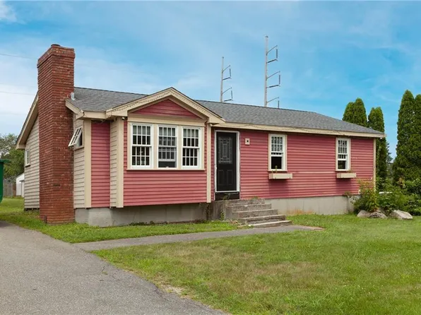 49 Richard Dr, Tiverton, RI 02878