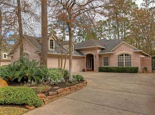 122 S Castlegreen Cir, Spring, TX 77381