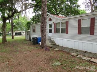 9404 Paradise Dr, Tampa, FL 33610