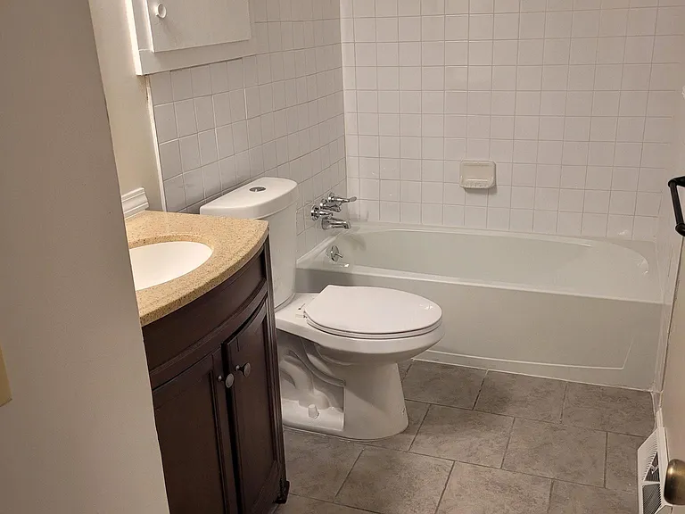 108 Folkstone St — Photo 4