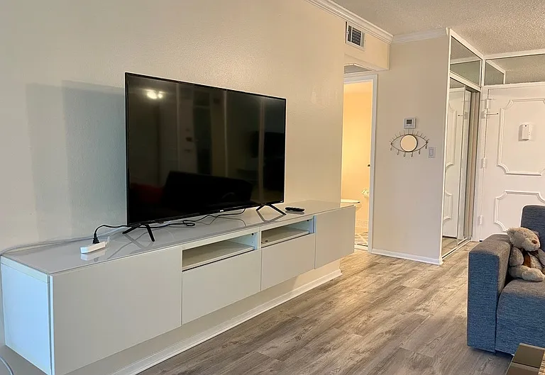 701 Three Islands Blvd #519 — Photo 6