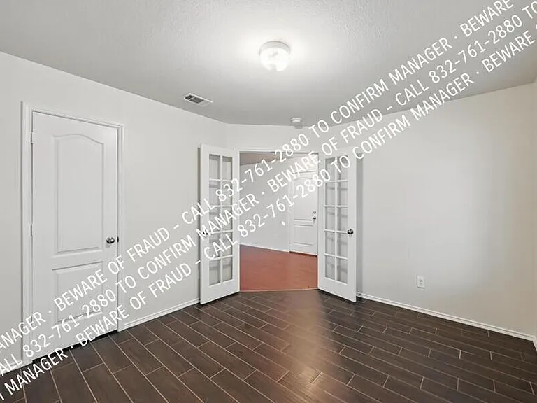 1403 Grand Canyon Ct — Photo 6