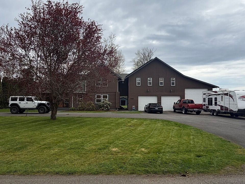 1st image of 415 McNeely Street