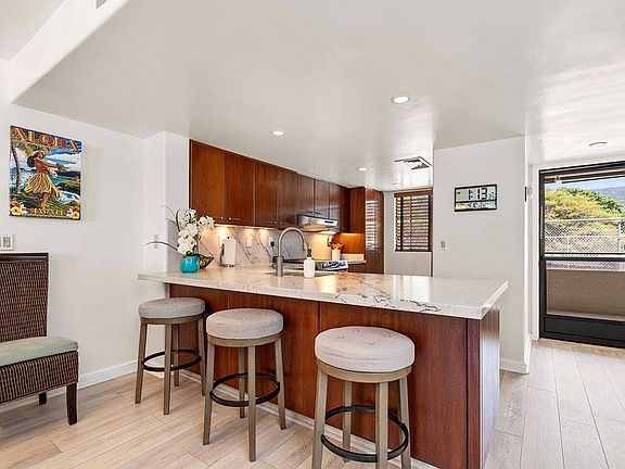 4th image of 76-6225 Alii Dr APT 107