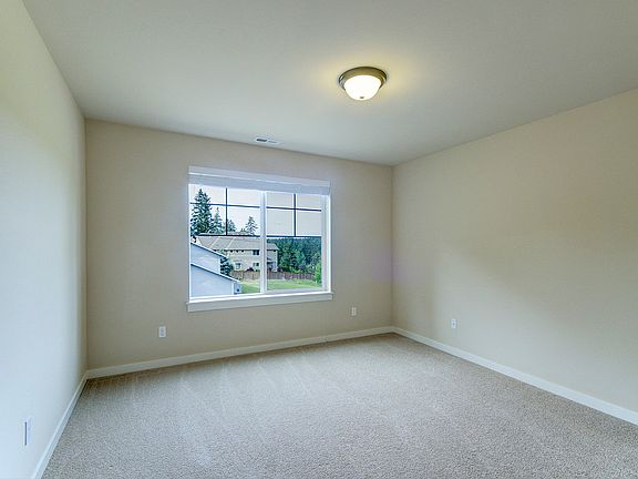 3rd image of 14719 Cascadian Way