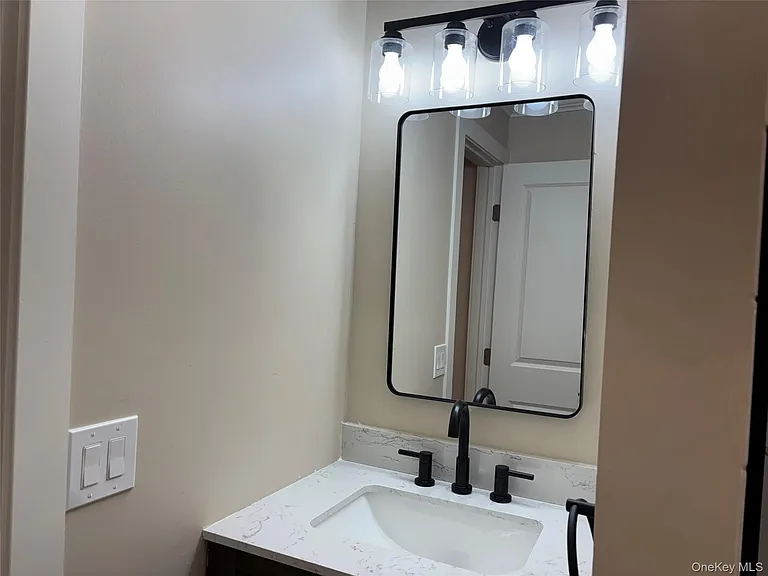 452 Somerset Dr #F — Photo 22