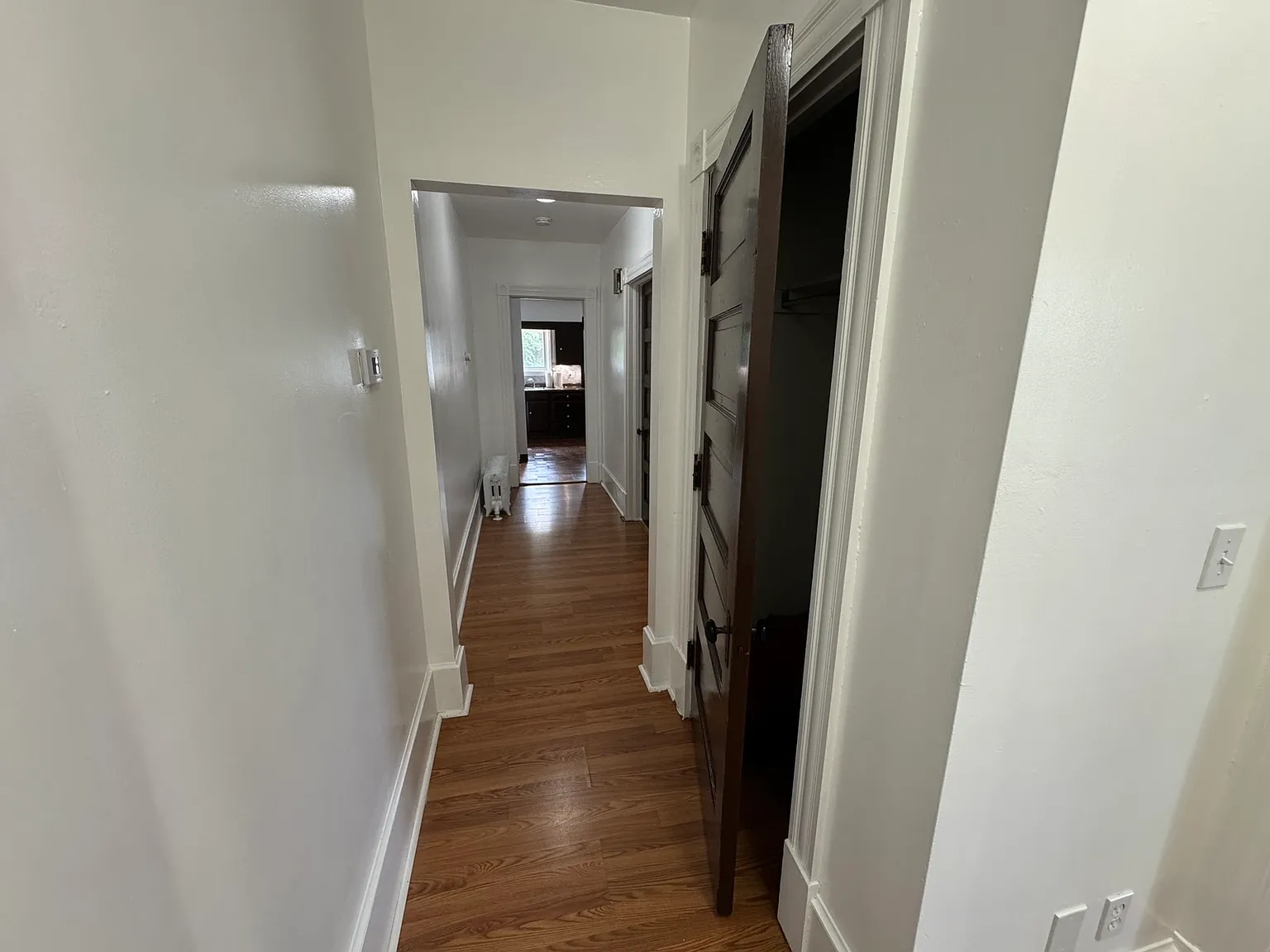 2 bed, 1949 sqft, $1,000 — Photo 4