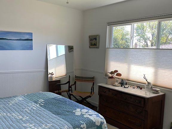 2nd image of 816 Reichert Ave