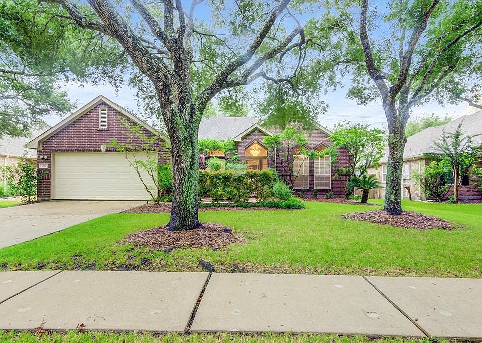 1st image of 3121 Palm Island Cir