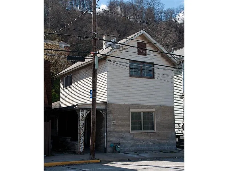 403 Freeport Rd photo 1