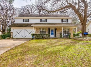 2504 White Oak Ln, Arlington, TX 76012