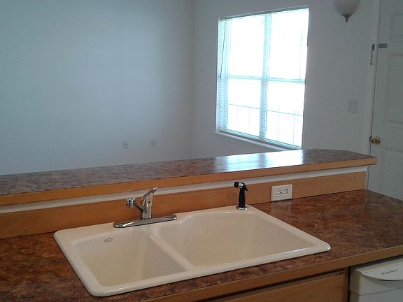 4th image of 3604 White Sands Ln