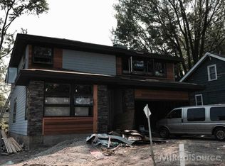 814 Stanley Ct, Royal Oak, MI