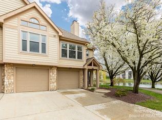 1632 Coburn Dr, Ann Arbor, MI 48108
