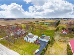 7310 Cedar Point Rd, Oregon, OH 43616