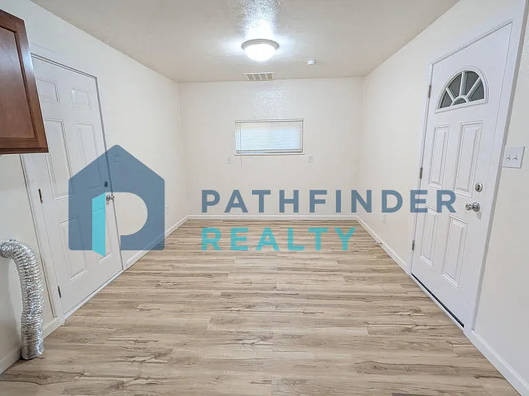 4253 Redonda Ln — Photo 6