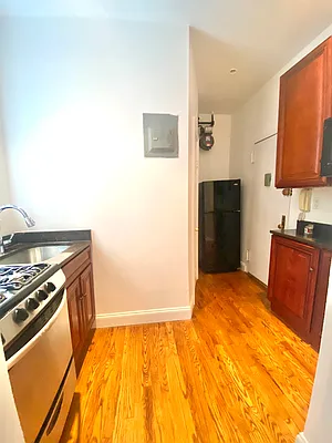 Rented by Corcoran | media 17