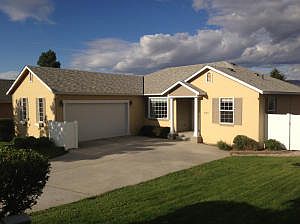 3rd image of 505 Castlewood Pl