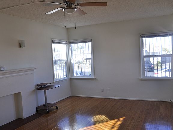 3rd image of 708 W 112th St