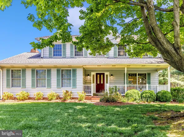 8165 Stone Ridge Dr, Frederick, MD 21702