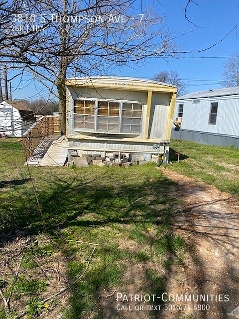 2nd image of 3810 S Thompson St #7