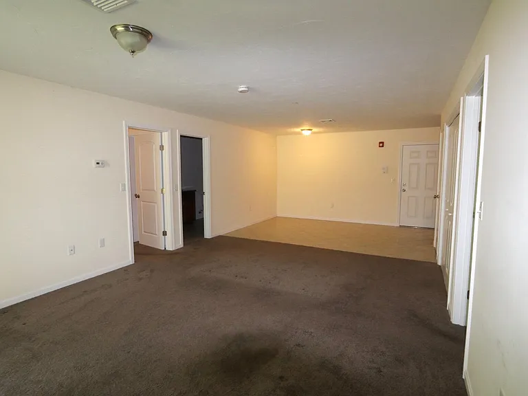 74 Turnpike Rd — Photo 10