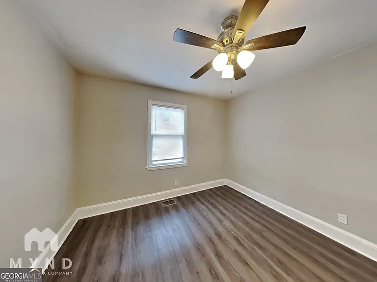 1284 Westmont Rd SW — Photo 15