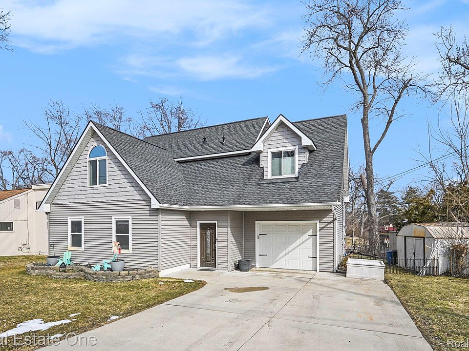 1st image of 2061 Rosedale Dr